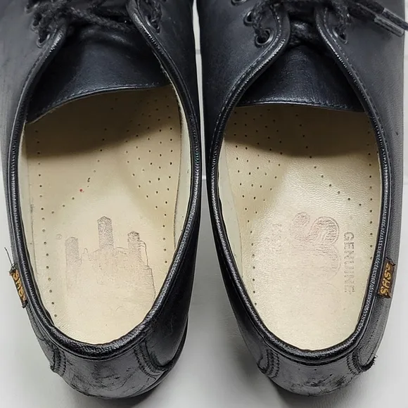 SAS Moc Toe Women's Size 9 Handsewn Black Leather Comfort Lace Up Walking Shoes