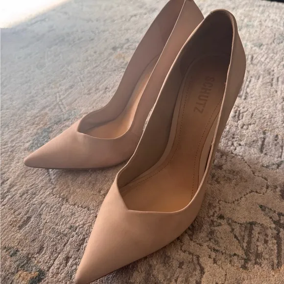 SCHUTZ Caiolea Stiletto Size 8.5 Nude