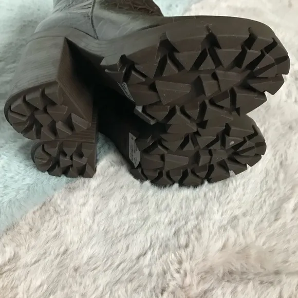 Schutz gwendoline croc caym embossed new bison platform boots