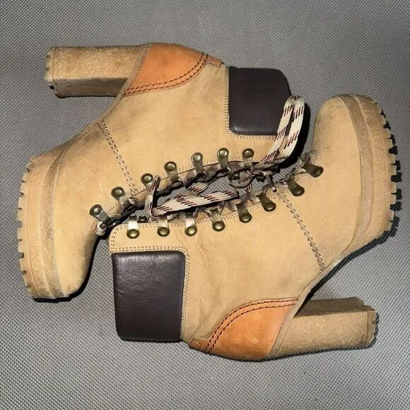 See by Chloe Eileen Tan Lace Up Block Heel Logger Style Boots Shoes Size 38 US 8