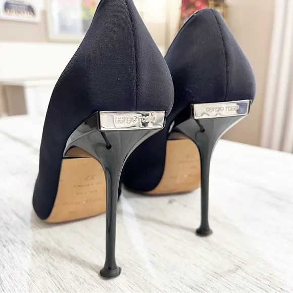 Sergio Rossi Black Classic pointed Heels size 37