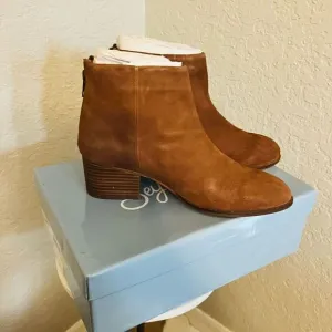 SEYCHELLES Floodplain Block Heel Suede Bootie, Brown/Cognac, Size 9 NWT