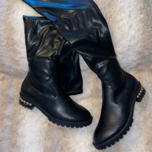 Shoe Dazzle Bradana Boots
