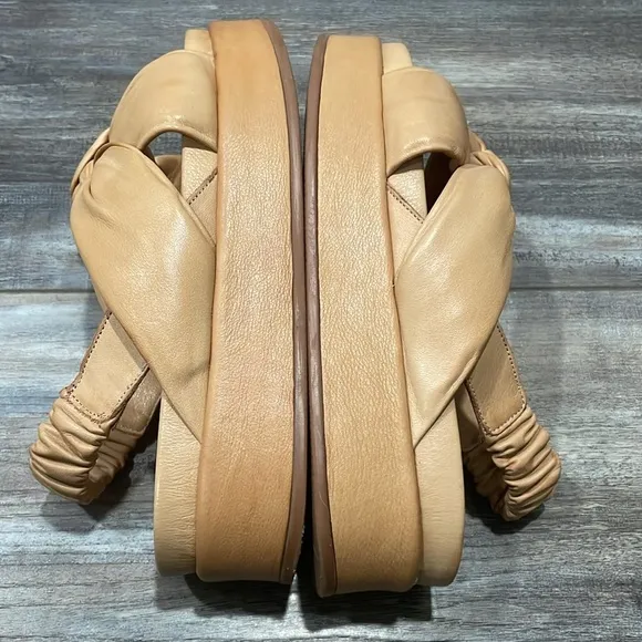 Silent D Platform Sandals