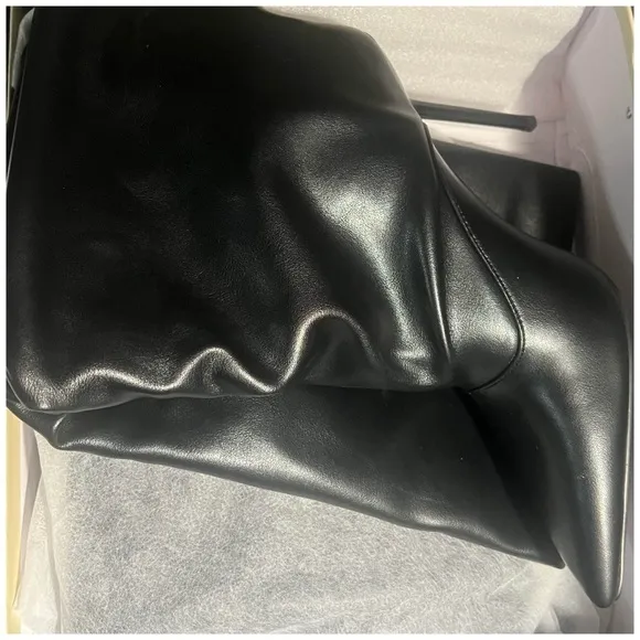 Simmi London • RAMI BLACK RUCHED STILETTO KNEE HIGH BOOTS