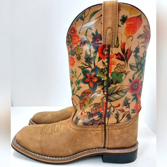 Smoky Mountain Blossom Western Boots,‎ NWT, Size 7