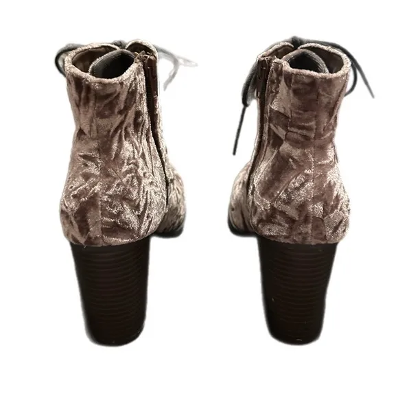 Soda Velvet boots