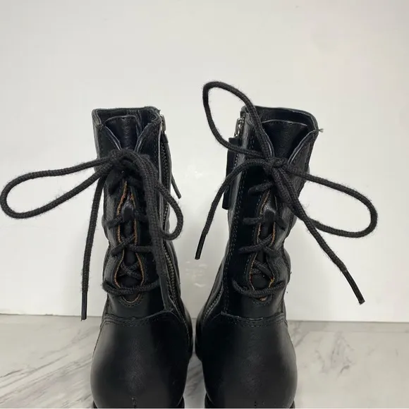 Sofft Sharnell Heel Low Black Leather Boot 7 1/2 M