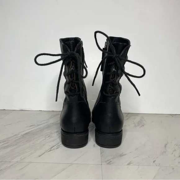 Sofft Sharnell Heel Low Black Leather Boot 7 1/2 M