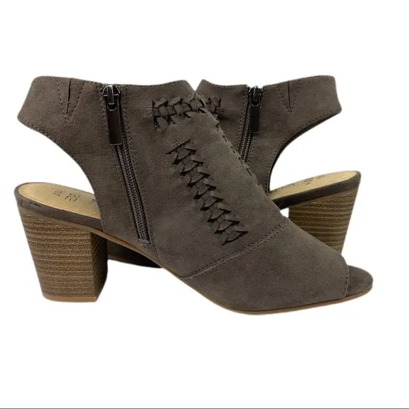 Sonoma | Honoria Mushroom Peep Toe Ankle Boot with Wood Block Heel 10 New​