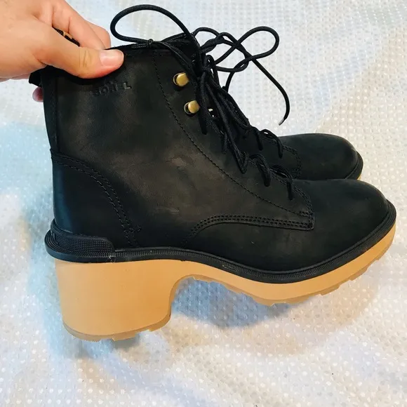 Sorel brex heel leather boots in black