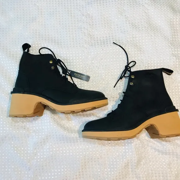 Sorel brex heel leather boots in black