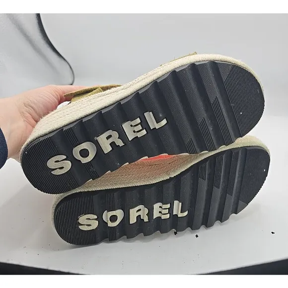 Sorel Cameron Green Suede Espadrille Wedge Ankle Strap Sandals Womans Size 7.5