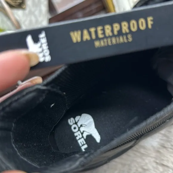 SOREL | Hi-Line™ Heel Chelsea, Black NIB