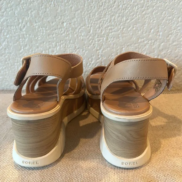 Sorel Honest Beige Joannie III Ankle Strap Platform Sandals