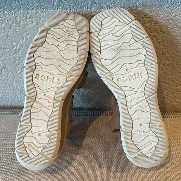 Sorel Honest Beige Joannie III Ankle Strap Platform Sandals