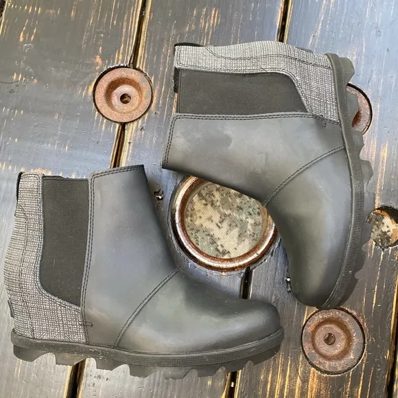 Sorel Joan of Arc Wedge Ankle Boots - Size 4