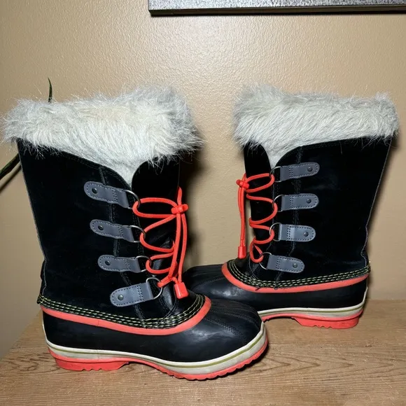 Sorel Joan of Artic Boots size 5