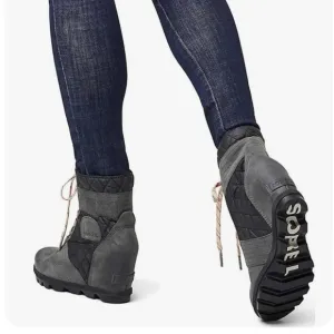 Sorel Lexie Wedge Heel Lace Up Boots Size 6