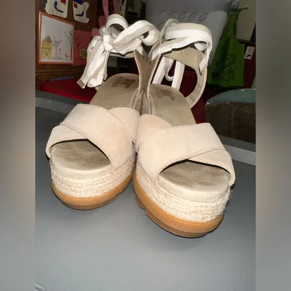 SOREL PLATFORM SANDALS 👡