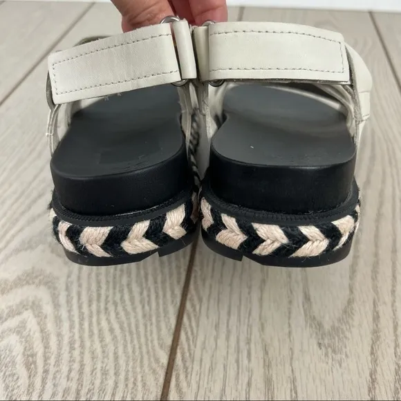Sorel Roaming Crisscross Espadrille Chevron Pattern Sandals US8.5 Chalk $110