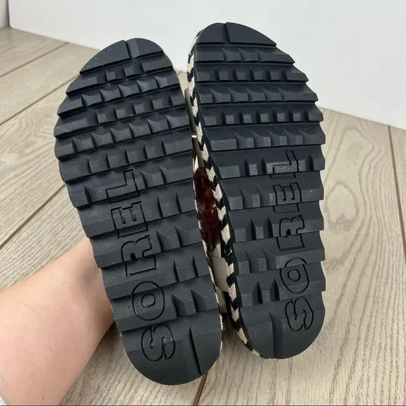 Sorel Roaming Crisscross Espadrille Chevron Pattern Sandals US8.5 Chalk $110