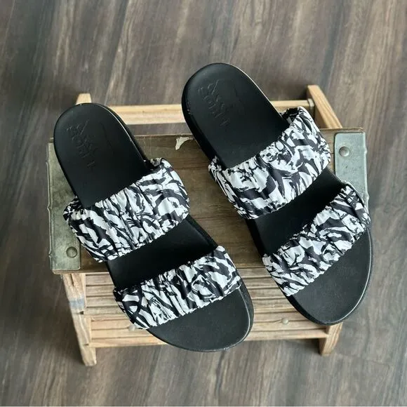 Sorel Slide Sandals Roaming Two Strap Black White TieDye Women’s Platform Sz 9.5