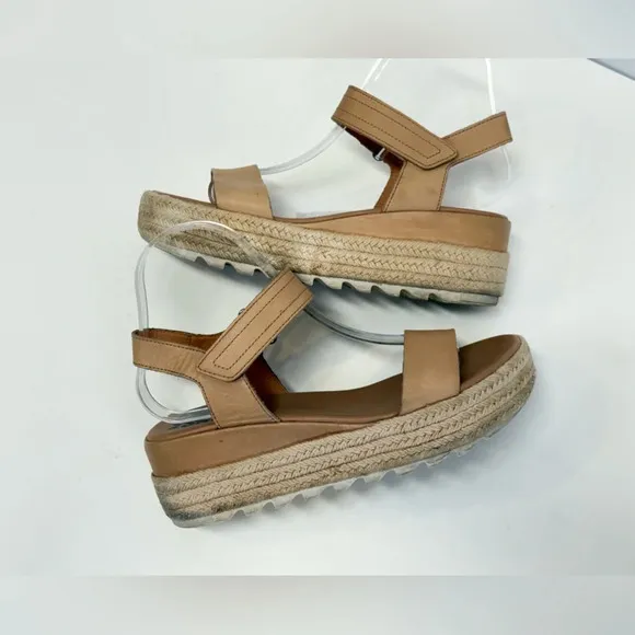 SOREL Tan rattan CAMERON platform Velcro ankle strap sandals size 7.5