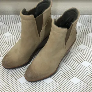 Sorel wedge heel