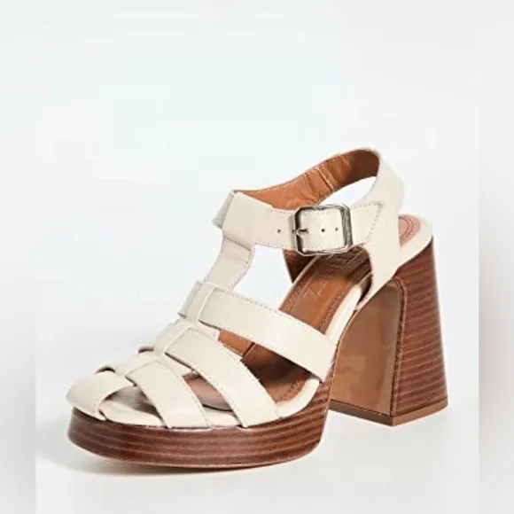 SOULIERS MARTINEZ  Josefina Sandals Cream Sz 39