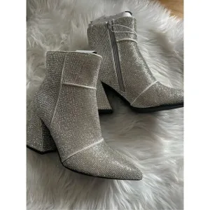 Sparkly shinny boots size 8
