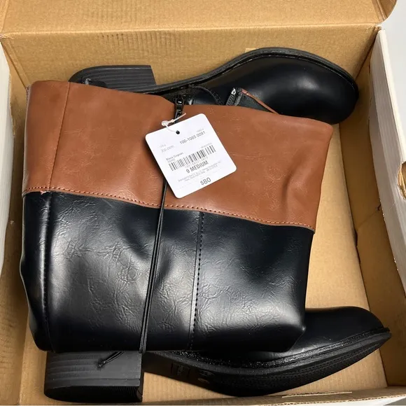 ST. JOHN'S BAY Douglas Heel Boots