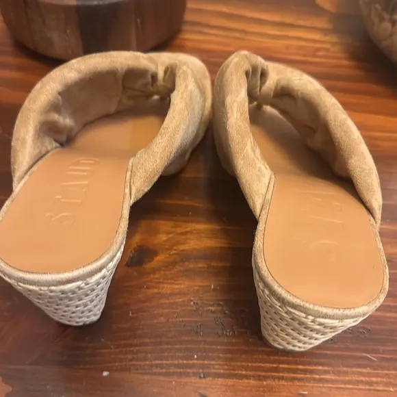 STAUD women’s Dahlia suede espadrille wedge sandals