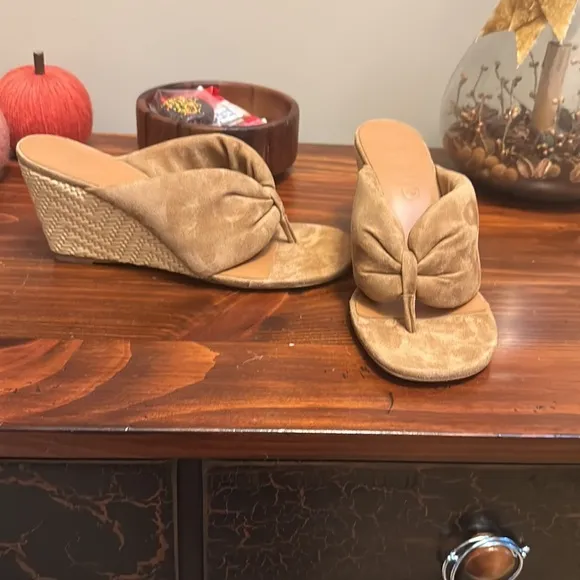 STAUD women’s Dahlia suede espadrille wedge sandals
