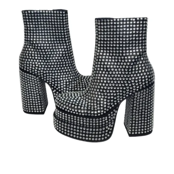 Steve Madden Black Cobra Rhinestones Ankle Platform Boots