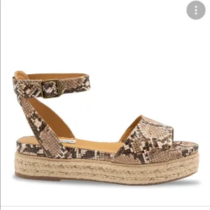 Steve Madden GABRIE WEDGE ESPADRILLE SANDALS