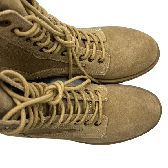 Steve Madden Kenny Lug Sole Boots Size 8.5