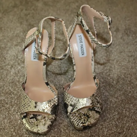 Steve Madden Luv Snake Print Ankle Strap Heels Sandals Womens Shoes Size 8 NEW