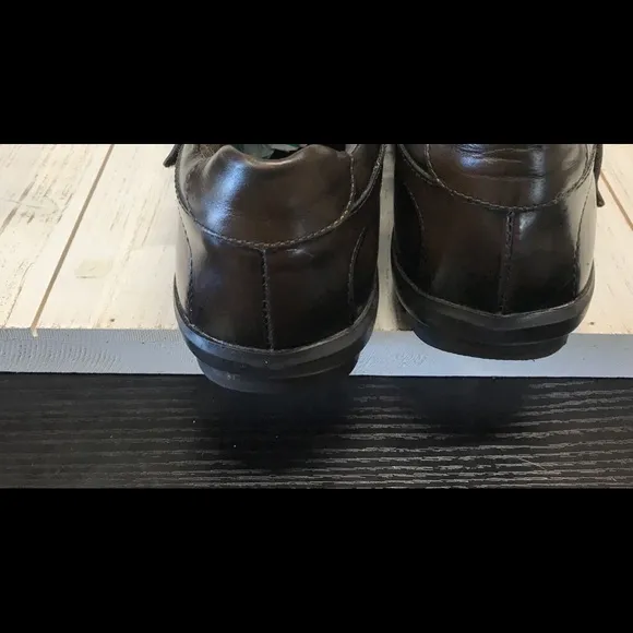 Steve Madden Mens Brown Loafers Hook n Loop 13