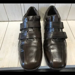 Steve Madden Mens Brown Loafers Hook n Loop 13