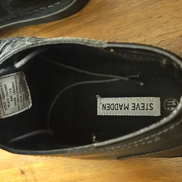 Steve Madden. Size 11.5. Black Dress Shoes.