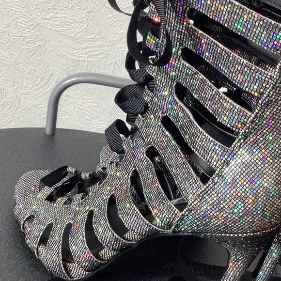 Steve Madden - Sz 8 - strappy multi sparkle peep toe boots - sexy wow tie up