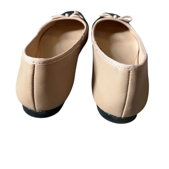 Steve Madden Women's Black and Tan Ballet Flats