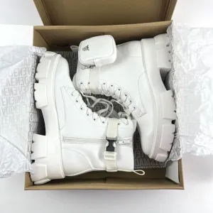 Steve Madden Women's Thora-P Lace up Lug Sole Combat Boot Size 9.5