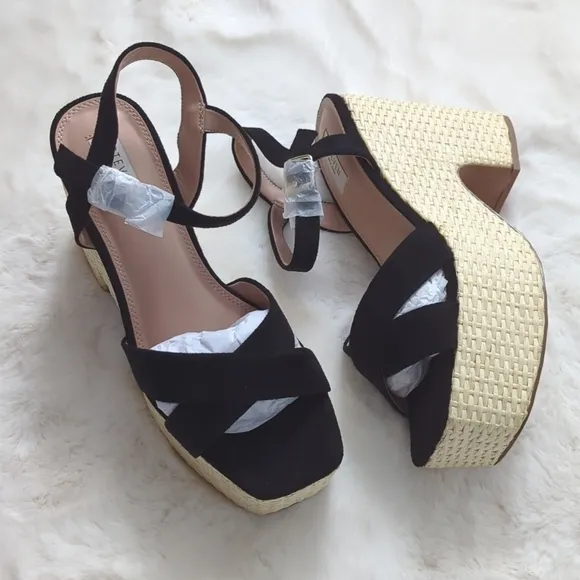 🆕🌿STEVEN PLATFORM HIPPY SANDALS🌿