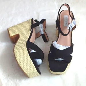 🆕🌿STEVEN PLATFORM HIPPY SANDALS🌿