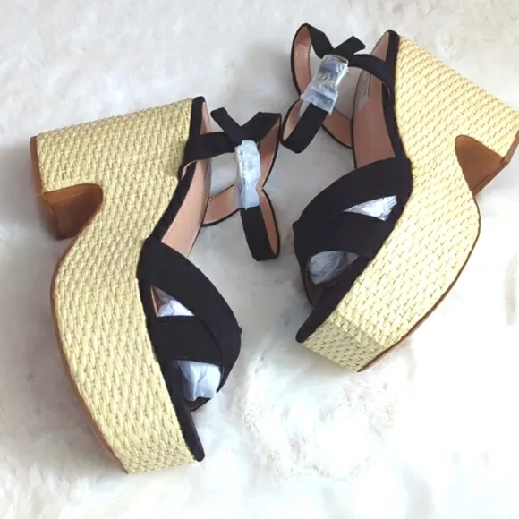 🆕🌿STEVEN PLATFORM HIPPY SANDALS🌿