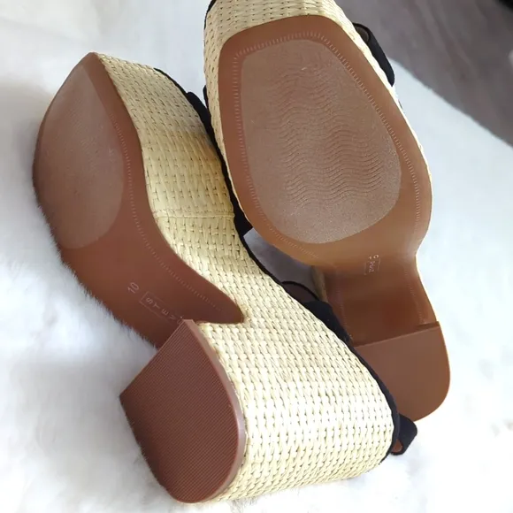🆕🌿STEVEN PLATFORM HIPPY SANDALS🌿