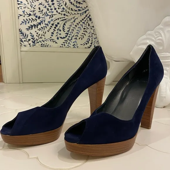 Stuart Weitzman 11M suede platform peep toe pumps - worn once!!!