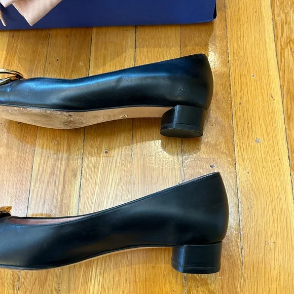 Stuart Weitzman Anicia 25 black leather shoes size 8